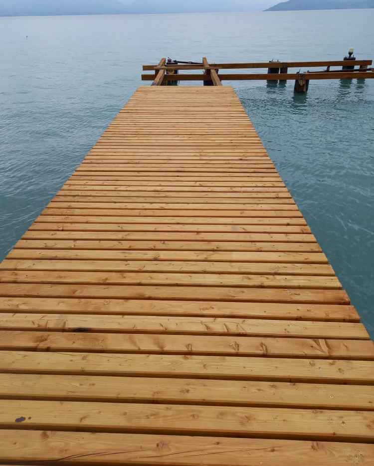 Costruzione pontile a mare